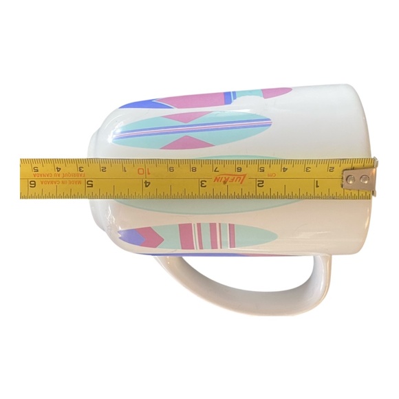 DAVIDsTEA Nordic mug with lid. *retired design* Surfboards & sharks - Picture 8 of 16